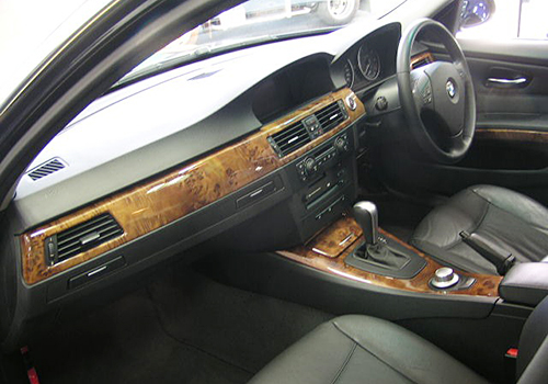 BMW 323i ハイライン パッケージ サンルーフ 黒革
